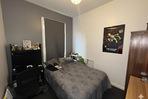 3 bedroom flat to rent, Simonside Terrace , Heaton ,