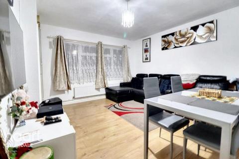 undefined, Fryent Grove, NW9