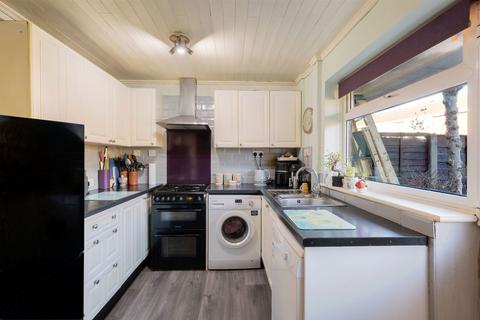 3 bedroom semi-detached house for sale, Shearwater Road, Offerton, Stockport SK2 5XB