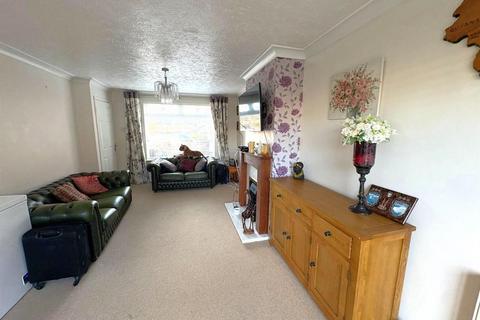 3 bedroom house to rent, Granby Close, Corby NN18
