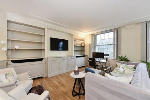 4 bedroom flat for sale, Large Lateral Flat - Eaton Square, Belgravia SW1W