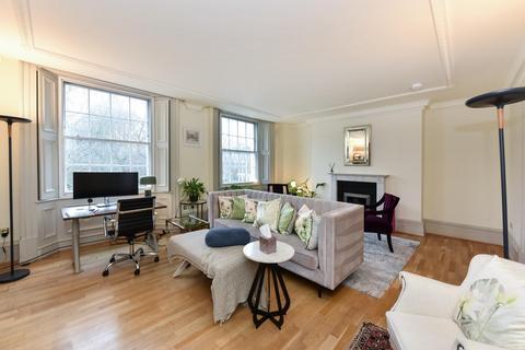4 bedroom flat for sale, Large Lateral Flat - Eaton Square, Belgravia SW1W