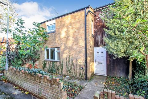 Hazelwood Close, Cambridge