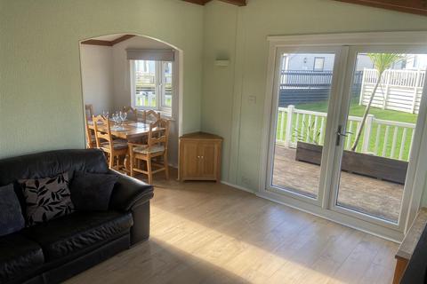 4 bedroom chalet for sale, Ty Newydd Leisure Park, Fford Brynteg, Llanbedrgoch