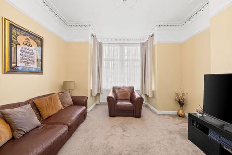 4 bedroom terraced house for sale, Rockhall Road, London, NW2