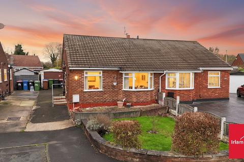 2 bedroom semi-detached house for sale, Sunningdale Drive, Irlam, M44