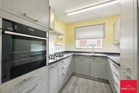2 bedroom semi-detached house for sale, Sunningdale Drive, Irlam, M44