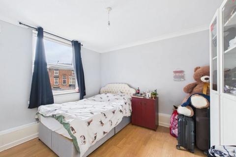 4 bedroom apartment for sale, Landport Street, Southsea, Hampshire, PO5 4EX