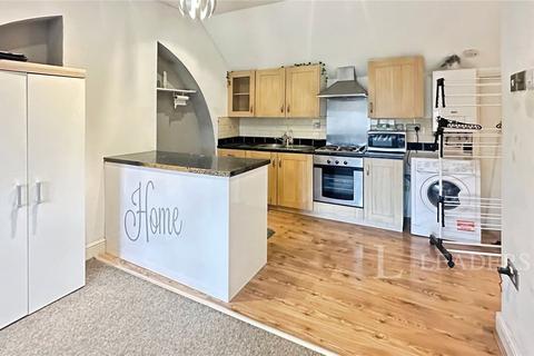 undefined, Brantwood Road, Luton, Bedfordshire, LU1