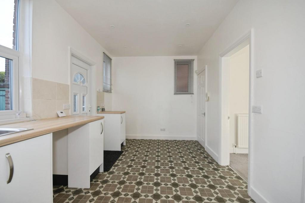 Dining kitchen