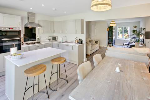 undefined, Sunnyside Close, East Grinstead, RH19