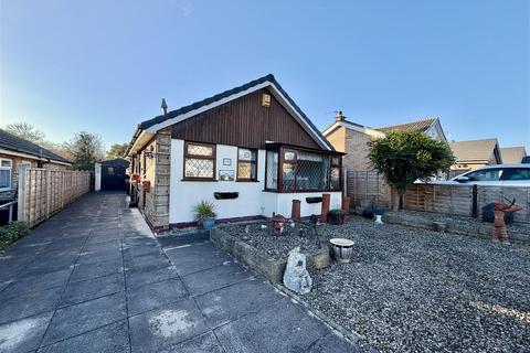 2 bedroom detached bungalow for sale, Flats Lane, Barwick In Elmet, Leeds