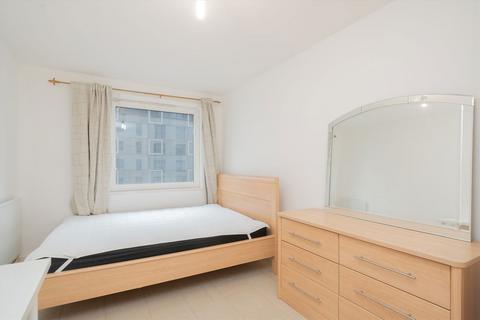 3 bedroom flat to rent, Wilton Road, London SW1V