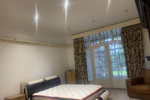 1 bedroom house to rent, Welby Avenue, Nottingham NG7