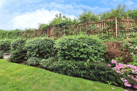 undefined, Carrfield, Greater Manchester SK14