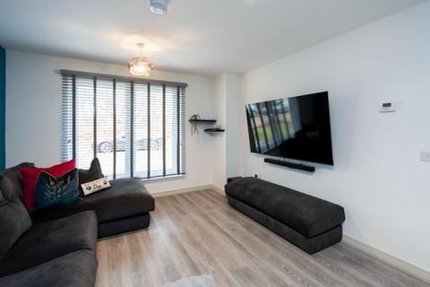 undefined, Kaims Crescent, Livingston