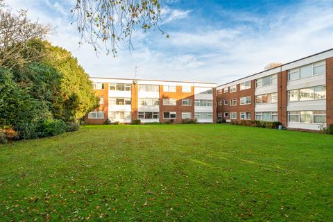 2 bedroom flat for sale, St Andrews Gardens, Church Road, Worthing, West Sussex, BN13