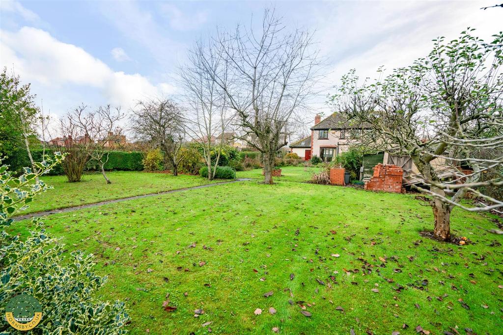 Rear Garden 5.jpg