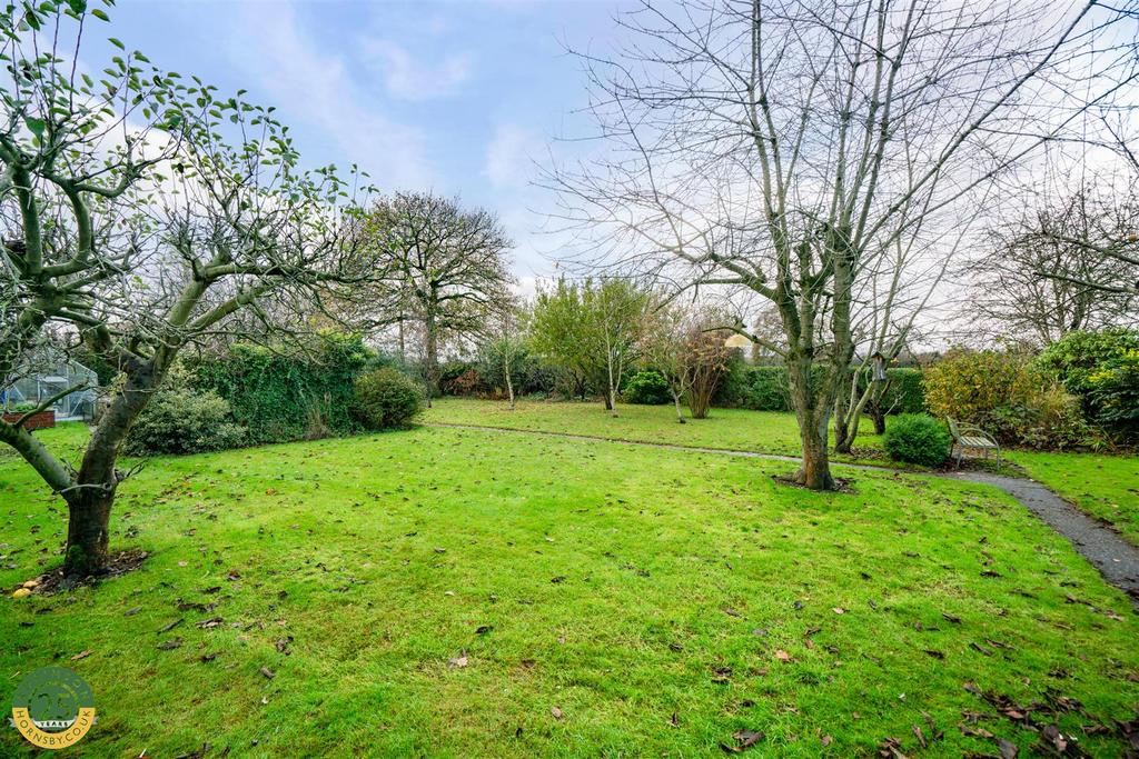 Rear Garden 4.jpg