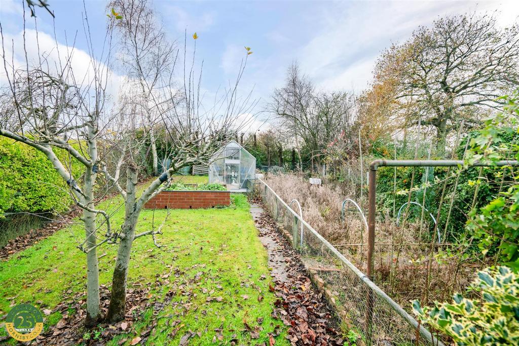 Rear Garden 6.jpg
