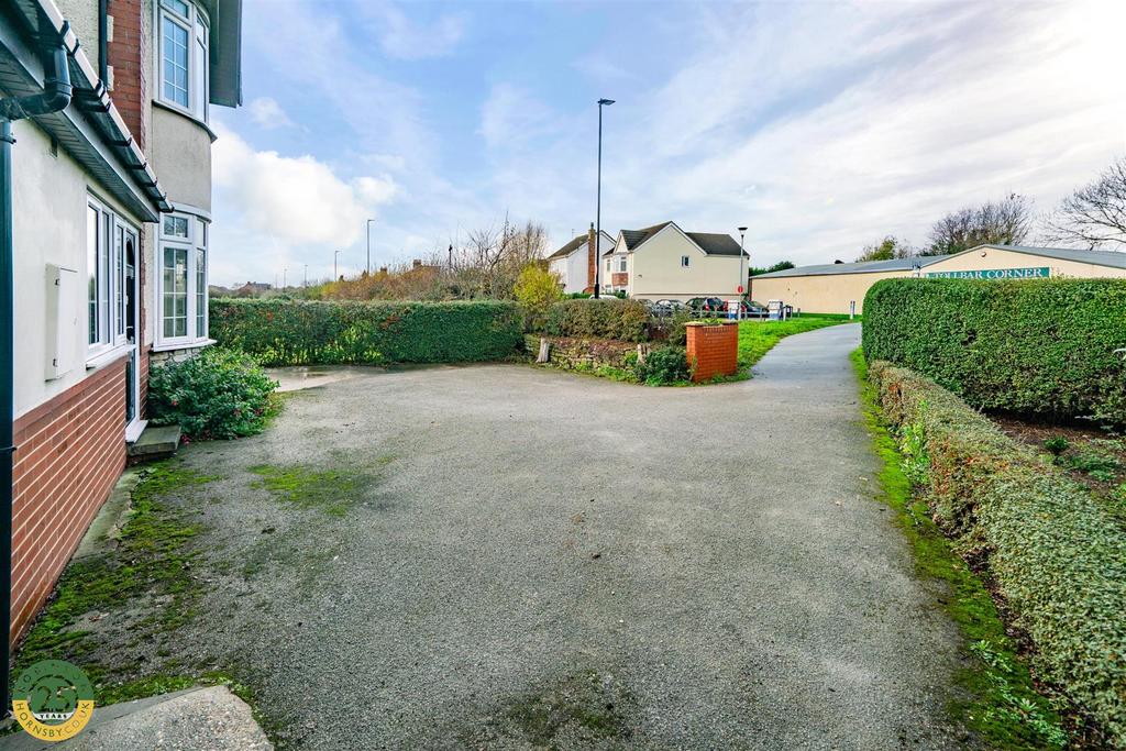 Driveway.jpg