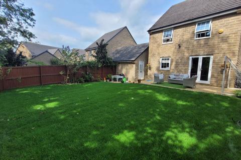 4 bedroom detached house for sale, Bradford, Bradford BD12