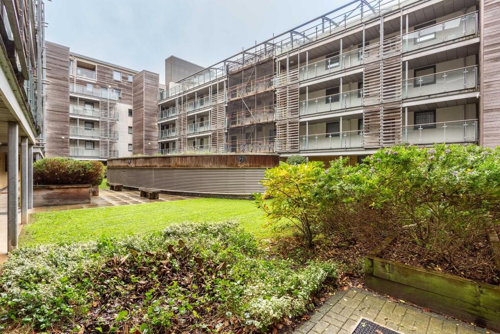 Communal garden (3).jpg