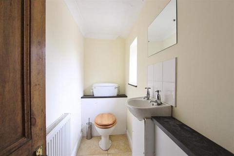 4 bedroom terraced house to rent, Hunter House Road, Sheffield, S11 8TW