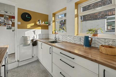 undefined, Princess Road, Prestwich, M25