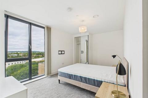2 bedroom penthouse to rent, High Street, Staines-upon-Thames, Surrey, TW18