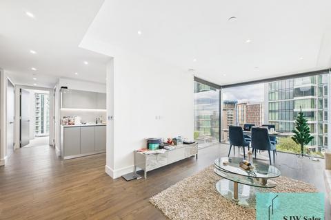 1 bedroom apartment to rent, Piazza Walk, London E1
