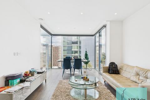 1 bedroom apartment to rent, Piazza Walk, London E1
