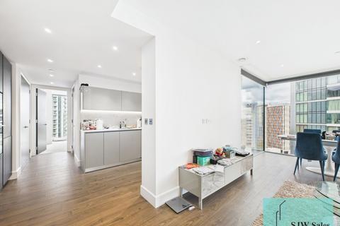 1 bedroom apartment to rent, Piazza Walk, London E1
