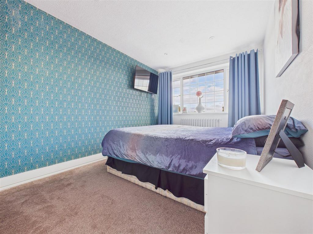 CAM02453 G0-PR0152-STILL002.jpg