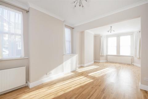 undefined, Kingsley Avenue, Ealing, W13