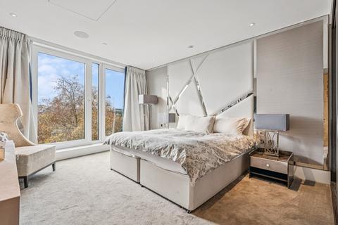 2 bedroom flat for sale, Radnor Terrace, London