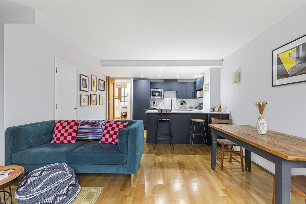 Kitchen/Reception