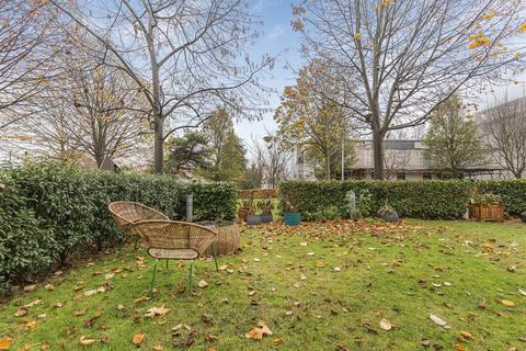 undefined, Scott Avenue, London