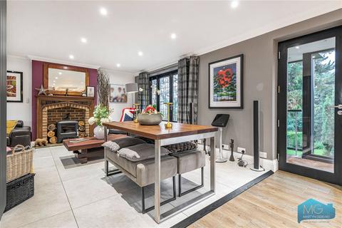 undefined, The Grove, Enfield, EN2