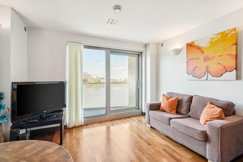 2 bedroom flat for sale - Vicentia Court, London, SW11