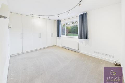undefined, Franklin Close, Whetstone, N20