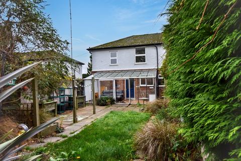 3 bedroom semi-detached house for sale, 30 St Margarets Crescent, Suffolk, IP16 4HR