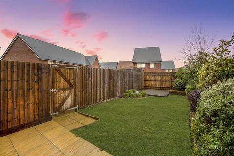 undefined, Argus Gardens, Hemel Hempstead, HP2