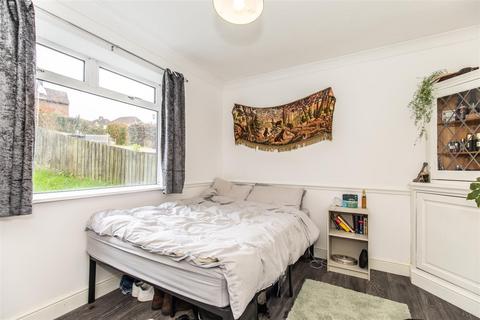 5 bedroom house to rent, Hillside, Brighton