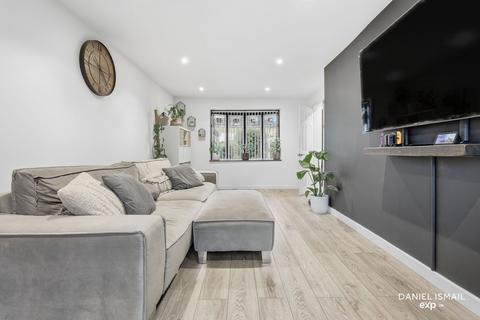 undefined, Thistledown, Basildon SS14