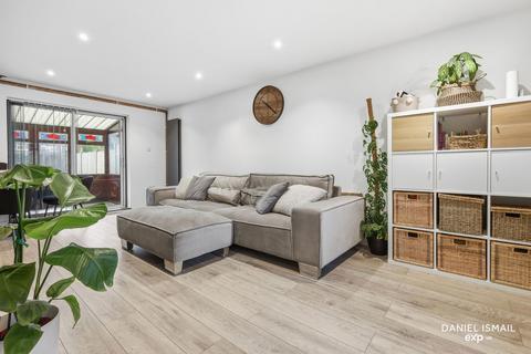 undefined, Thistledown, Basildon SS14