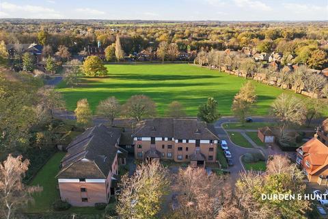 1 bedroom apartment for sale, Bradwell Green, Hutton, CM13