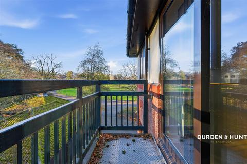 1 bedroom apartment for sale, Bradwell Green, Hutton, CM13
