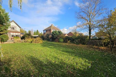 undefined, Station Road, Bottesford