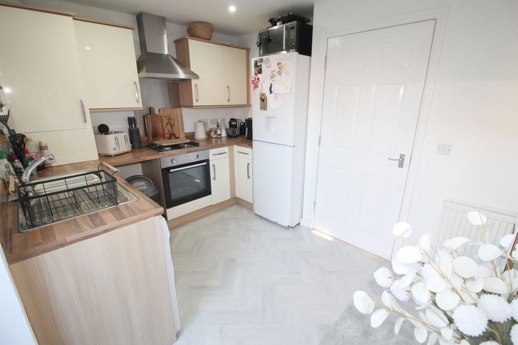 Dining kitchen